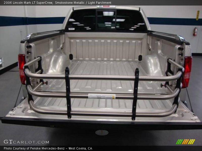 Smokestone Metallic / Light Parchment 2006 Lincoln Mark LT SuperCrew