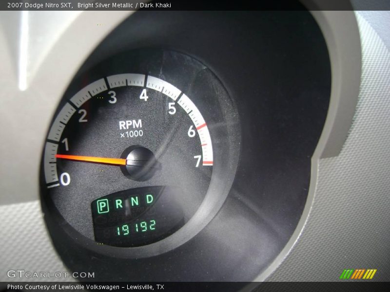 Bright Silver Metallic / Dark Khaki 2007 Dodge Nitro SXT