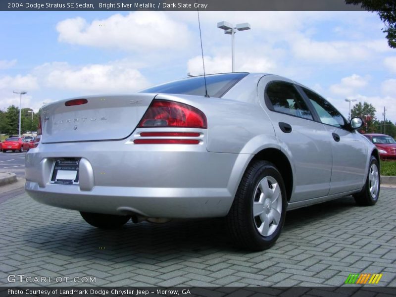 Bright Silver Metallic / Dark Slate Gray 2004 Dodge Stratus SE Sedan