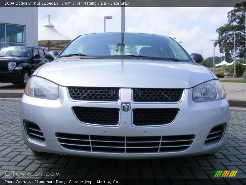 Bright Silver Metallic / Dark Slate Gray 2004 Dodge Stratus SE Sedan