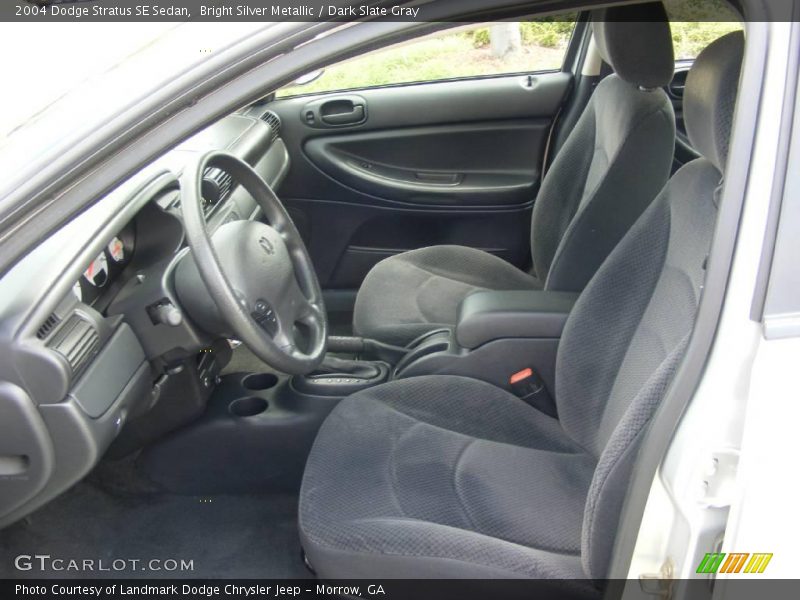 Bright Silver Metallic / Dark Slate Gray 2004 Dodge Stratus SE Sedan
