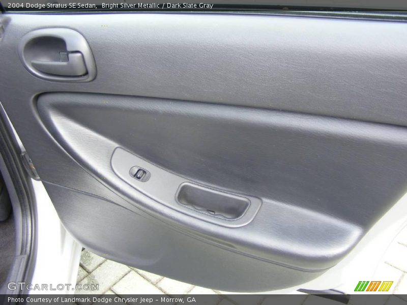 Bright Silver Metallic / Dark Slate Gray 2004 Dodge Stratus SE Sedan