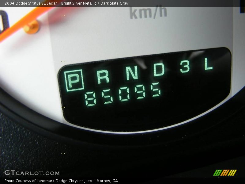 Bright Silver Metallic / Dark Slate Gray 2004 Dodge Stratus SE Sedan