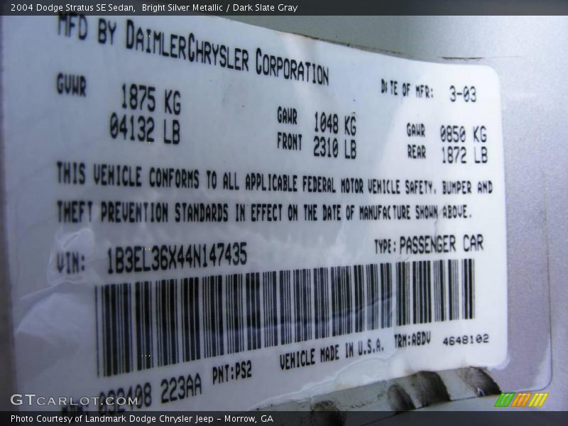 Bright Silver Metallic / Dark Slate Gray 2004 Dodge Stratus SE Sedan