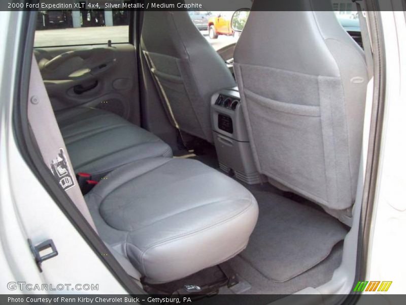 Silver Metallic / Medium Graphite 2000 Ford Expedition XLT 4x4