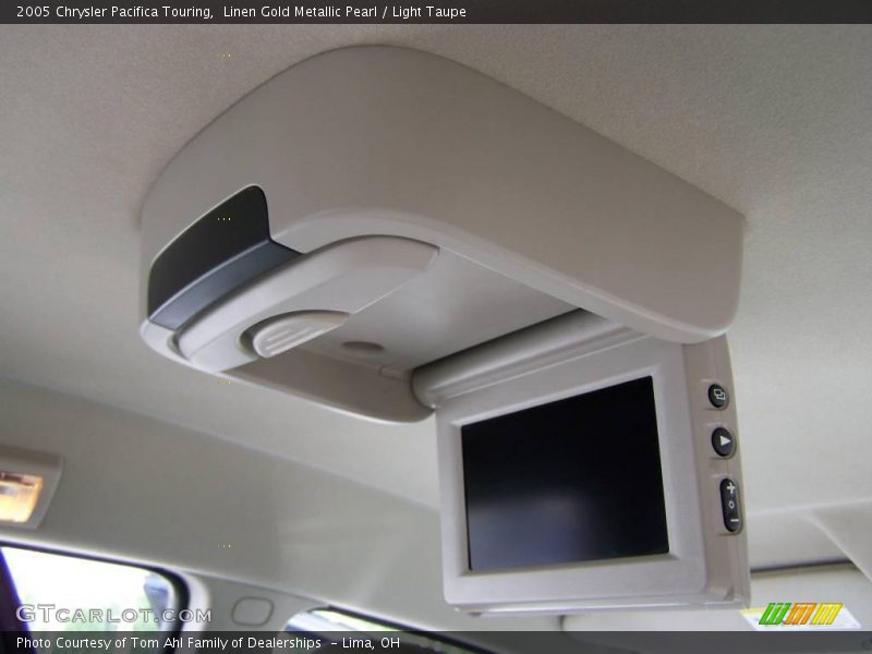 Linen Gold Metallic Pearl / Light Taupe 2005 Chrysler Pacifica Touring