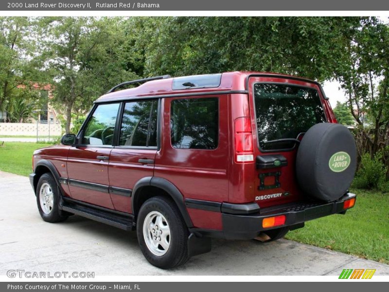 Rutland Red / Bahama 2000 Land Rover Discovery II
