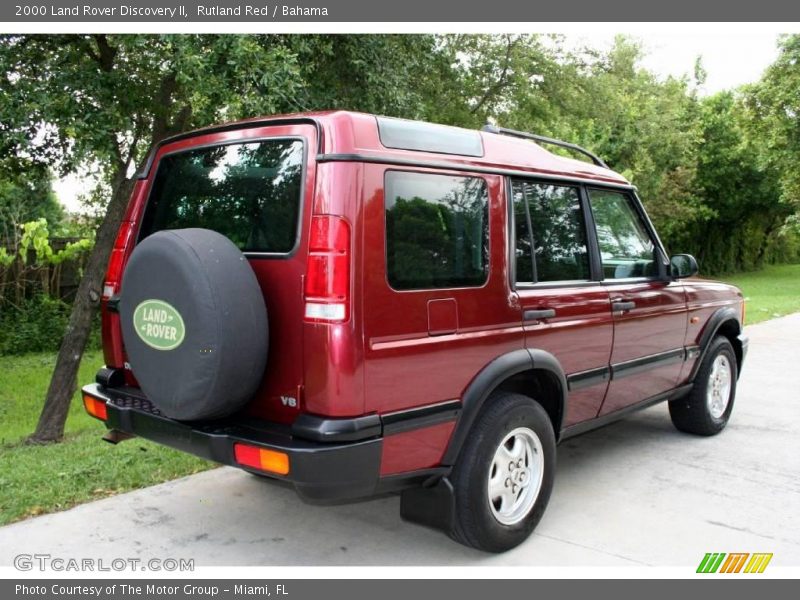 Rutland Red / Bahama 2000 Land Rover Discovery II