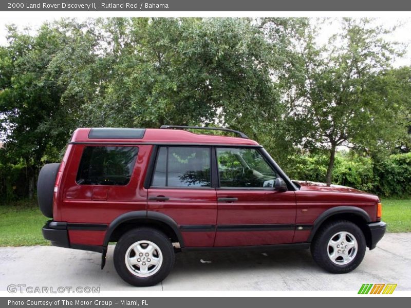Rutland Red / Bahama 2000 Land Rover Discovery II