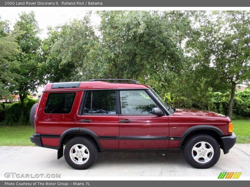 Rutland Red / Bahama 2000 Land Rover Discovery II