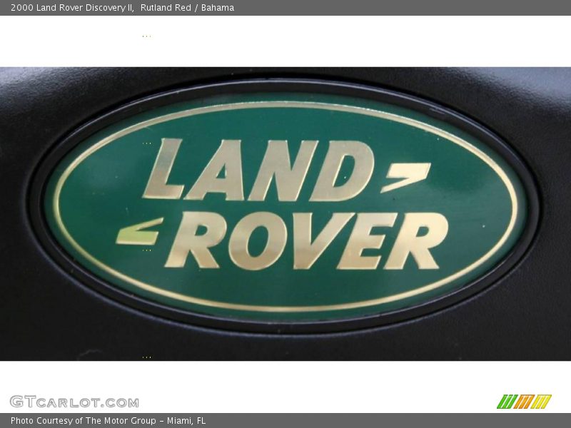 Rutland Red / Bahama 2000 Land Rover Discovery II