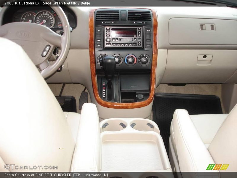 Sage Green Metallic / Beige 2005 Kia Sedona EX