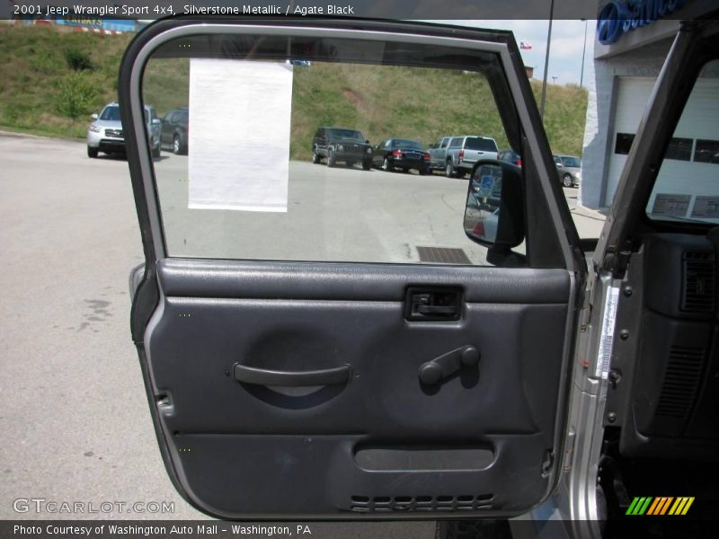 Silverstone Metallic / Agate Black 2001 Jeep Wrangler Sport 4x4