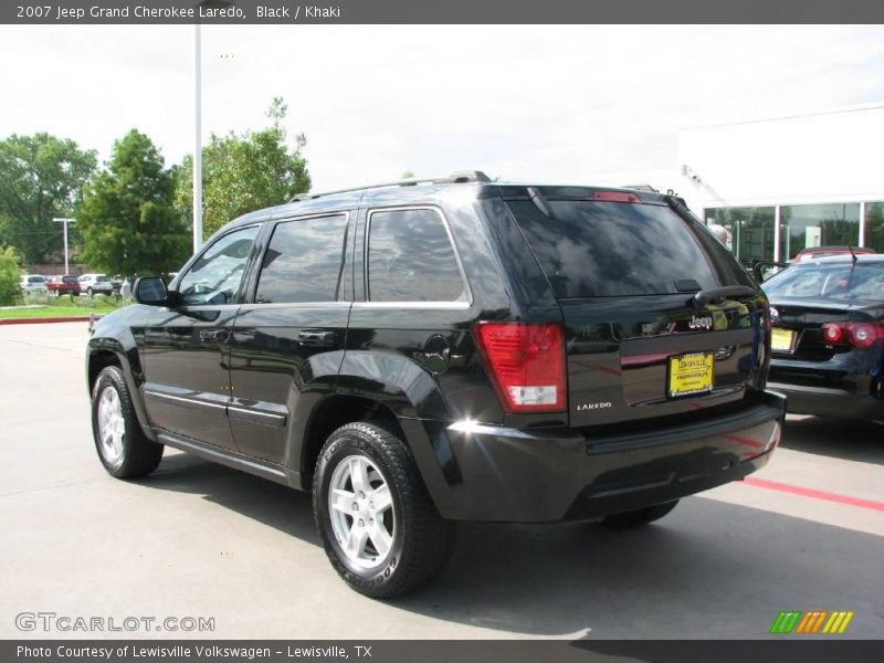 Black / Khaki 2007 Jeep Grand Cherokee Laredo