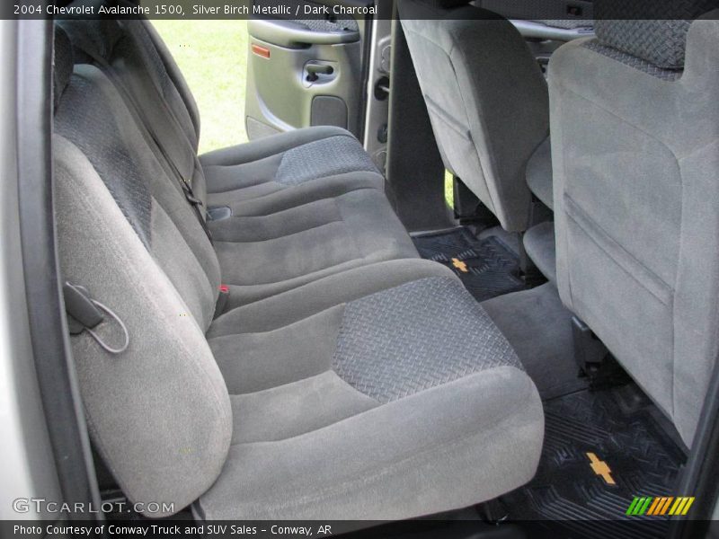 Silver Birch Metallic / Dark Charcoal 2004 Chevrolet Avalanche 1500