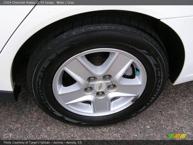 White / Gray 2004 Chevrolet Malibu LS V6 Sedan