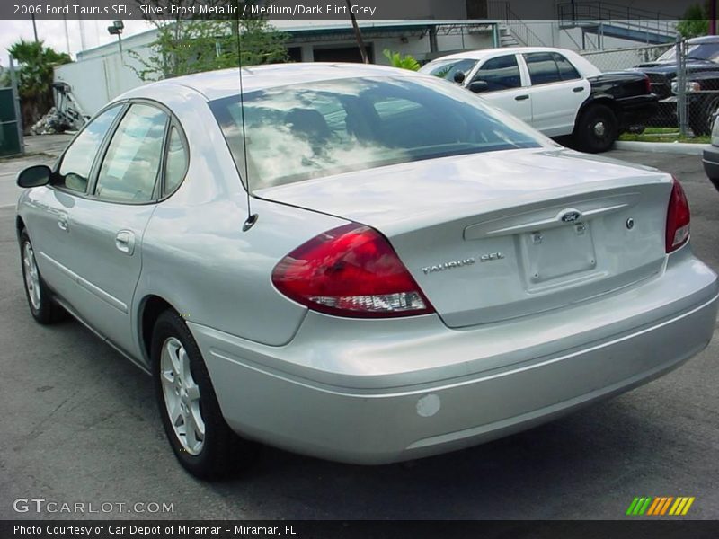Silver Frost Metallic / Medium/Dark Flint Grey 2006 Ford Taurus SEL
