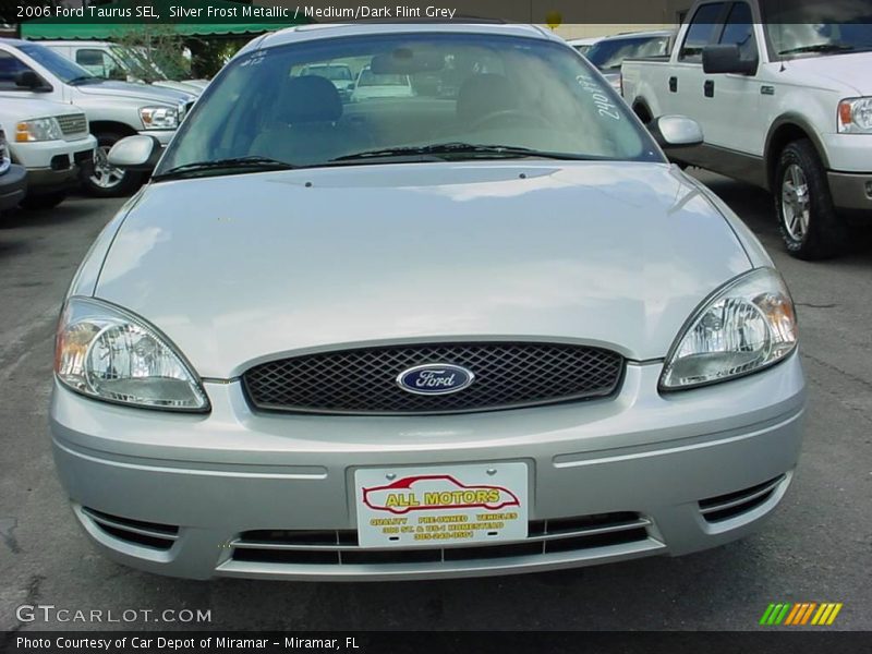 Silver Frost Metallic / Medium/Dark Flint Grey 2006 Ford Taurus SEL