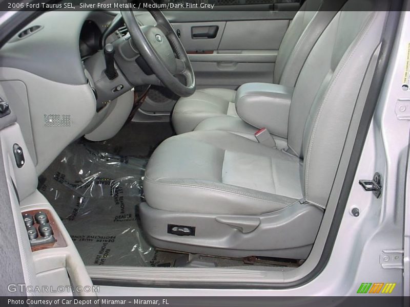 Silver Frost Metallic / Medium/Dark Flint Grey 2006 Ford Taurus SEL