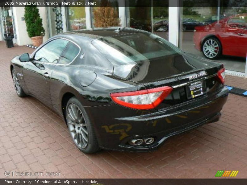 Nero (Black) / Nero 2009 Maserati GranTurismo S