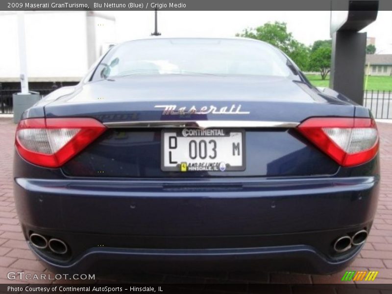 Blu Nettuno (Blue) / Grigio Medio 2009 Maserati GranTurismo