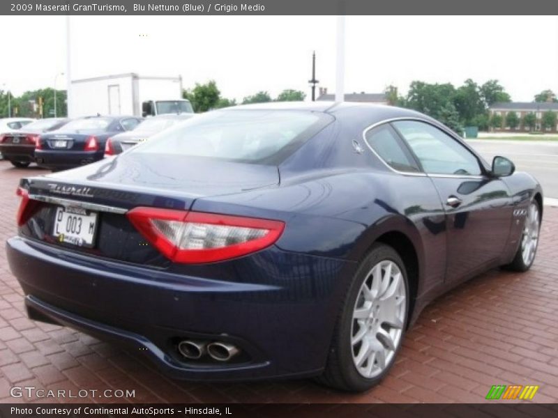 Blu Nettuno (Blue) / Grigio Medio 2009 Maserati GranTurismo