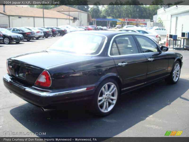 Ebony Black / Sand 2004 Jaguar XJ XJR