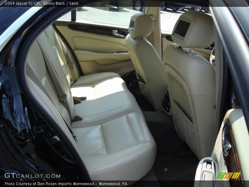 Ebony Black / Sand 2004 Jaguar XJ XJR