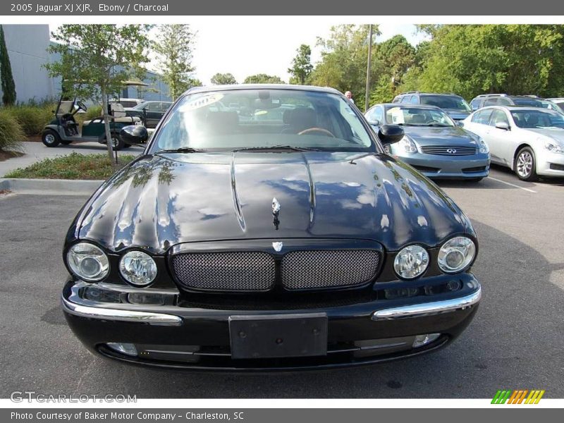 Ebony / Charcoal 2005 Jaguar XJ XJR
