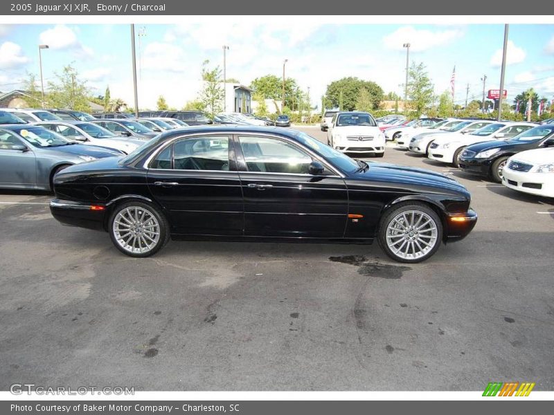 Ebony / Charcoal 2005 Jaguar XJ XJR