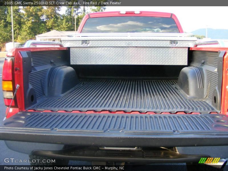 Fire Red / Dark Pewter 2005 GMC Sierra 2500HD SLT Crew Cab 4x4