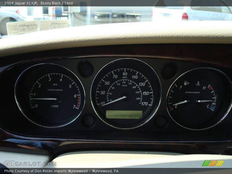 Ebony Black / Sand 2004 Jaguar XJ XJR