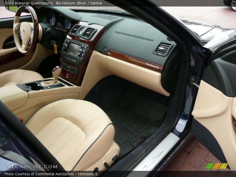 Blu Nettuno (Blue) / Sabbia 2009 Maserati Quattroporte
