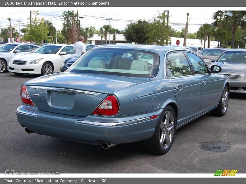 Zircon Metallic / Champagne 2006 Jaguar XJ Vanden Plas