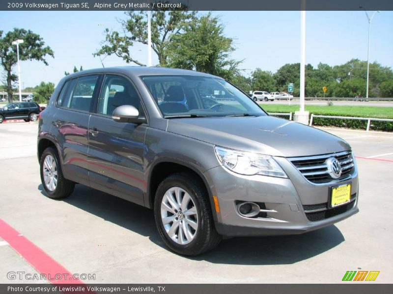 Alpine Grey Metallic / Charcoal 2009 Volkswagen Tiguan SE