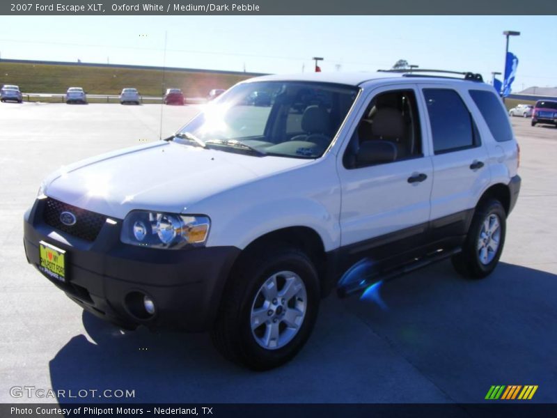 Oxford White / Medium/Dark Pebble 2007 Ford Escape XLT