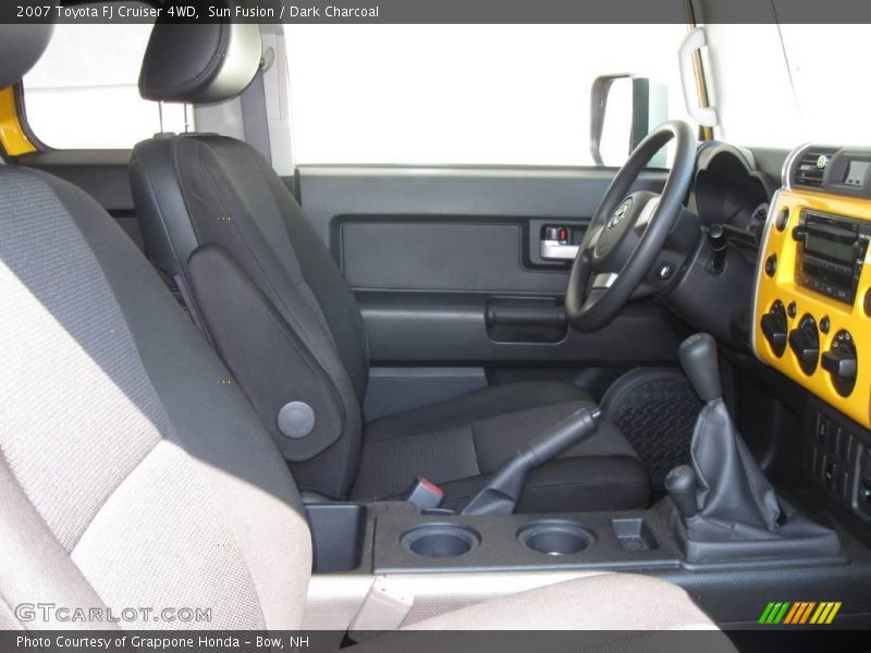 Sun Fusion / Dark Charcoal 2007 Toyota FJ Cruiser 4WD