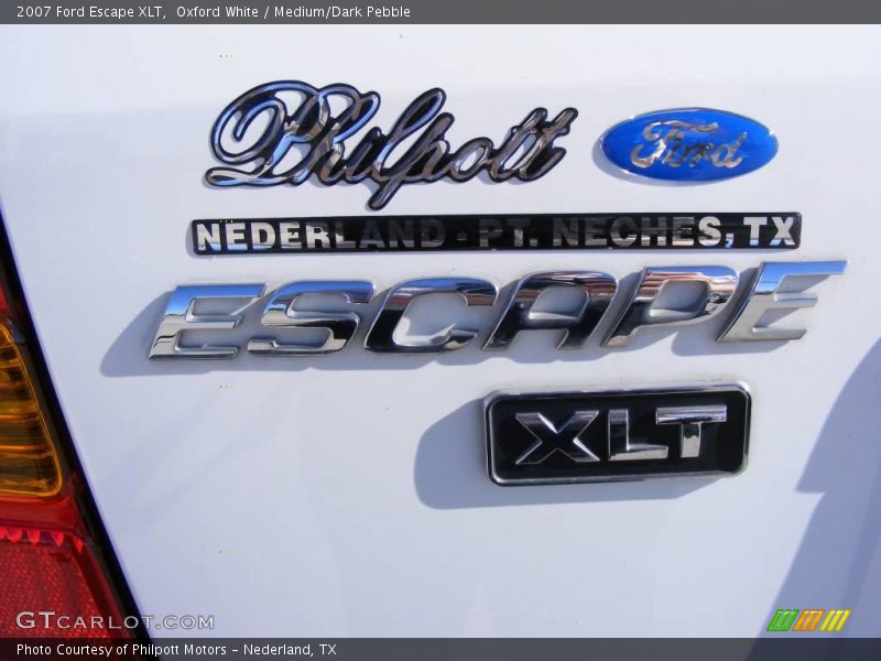 Oxford White / Medium/Dark Pebble 2007 Ford Escape XLT