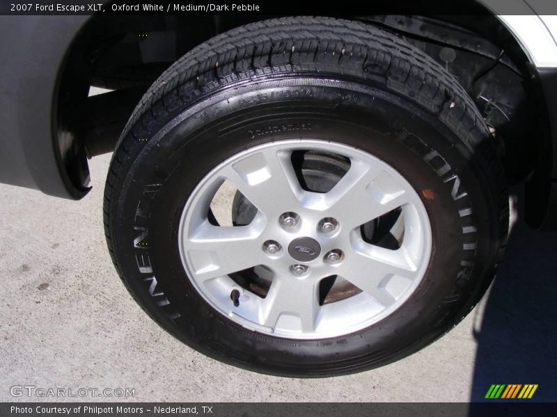 Oxford White / Medium/Dark Pebble 2007 Ford Escape XLT