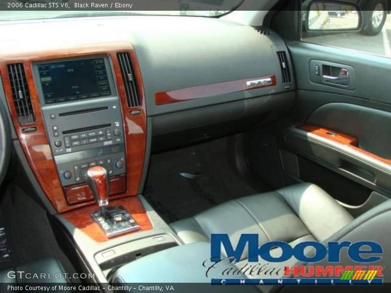 Black Raven / Ebony 2006 Cadillac STS V6