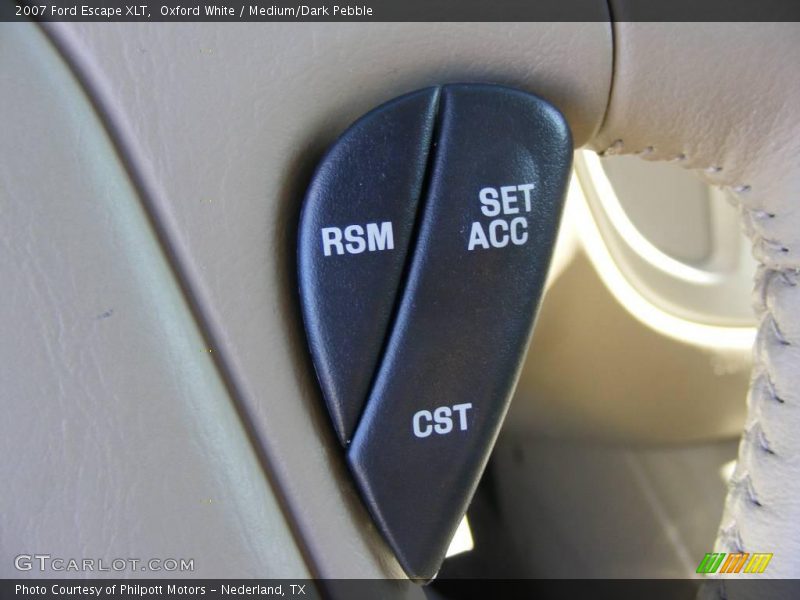 Oxford White / Medium/Dark Pebble 2007 Ford Escape XLT