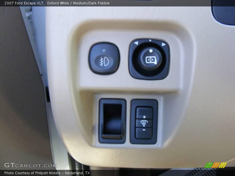 Oxford White / Medium/Dark Pebble 2007 Ford Escape XLT
