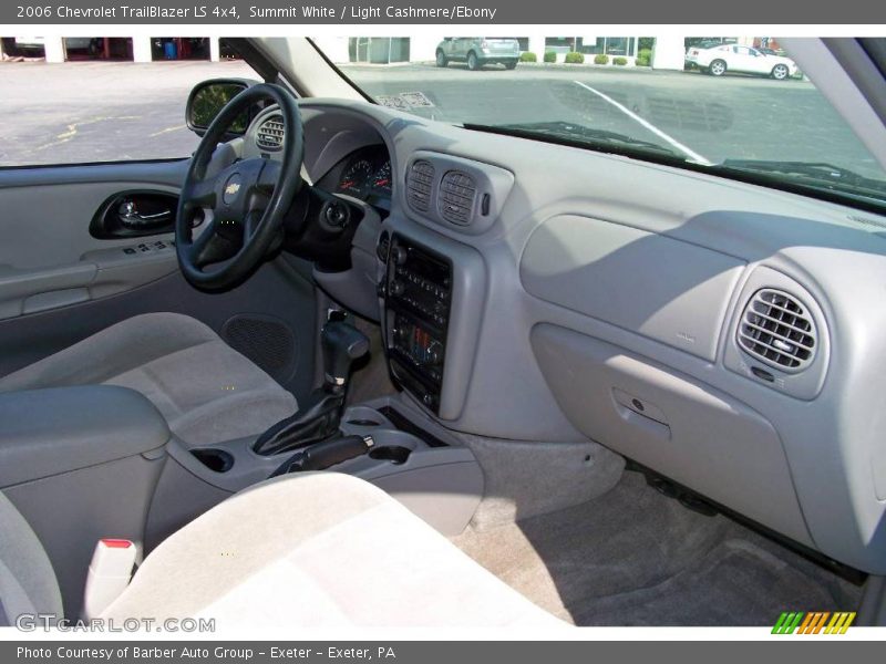 Summit White / Light Cashmere/Ebony 2006 Chevrolet TrailBlazer LS 4x4
