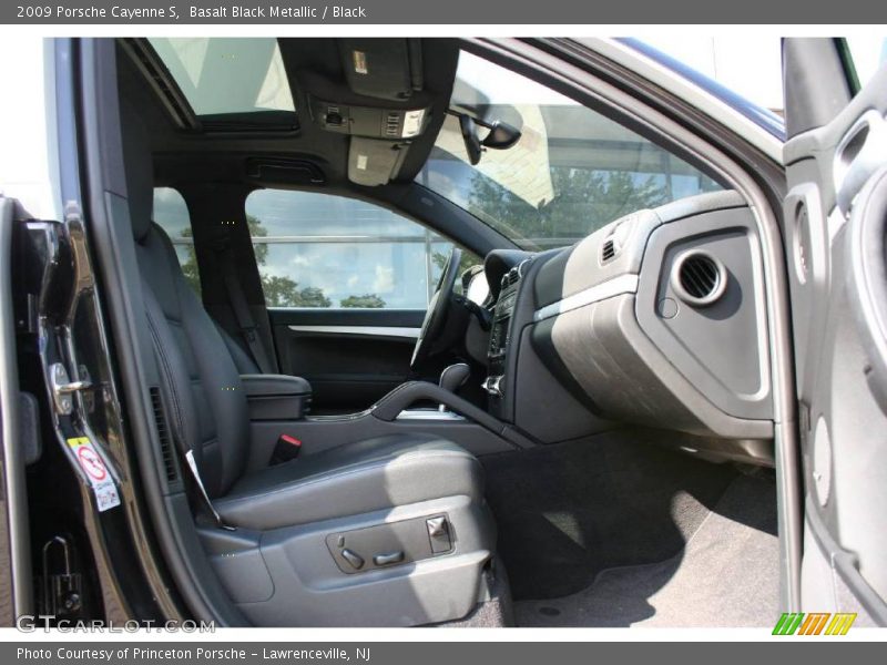 Basalt Black Metallic / Black 2009 Porsche Cayenne S