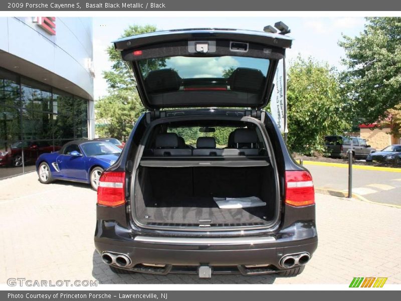 Basalt Black Metallic / Black 2009 Porsche Cayenne S