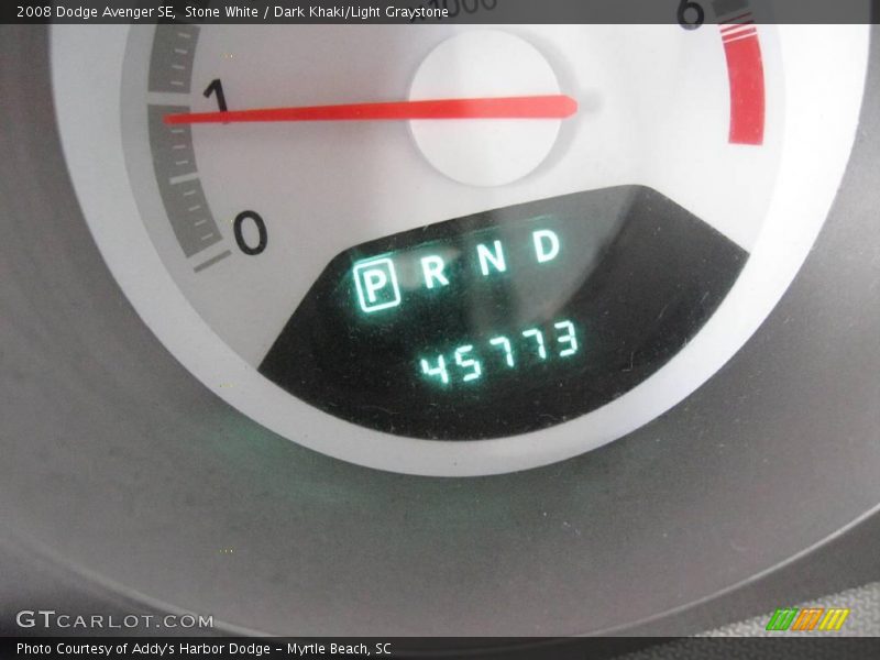 Stone White / Dark Khaki/Light Graystone 2008 Dodge Avenger SE