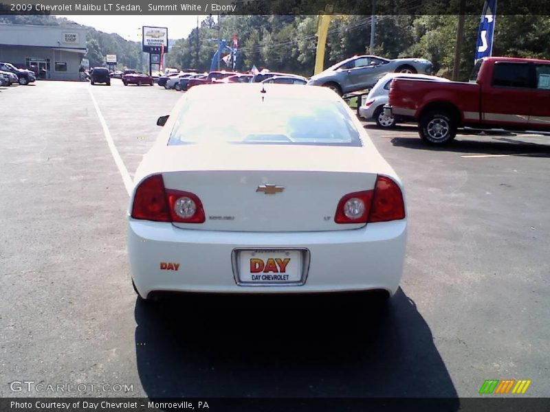 Summit White / Ebony 2009 Chevrolet Malibu LT Sedan