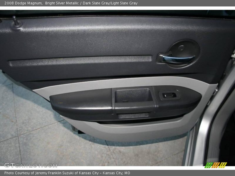 Bright Silver Metallic / Dark Slate Gray/Light Slate Gray 2008 Dodge Magnum