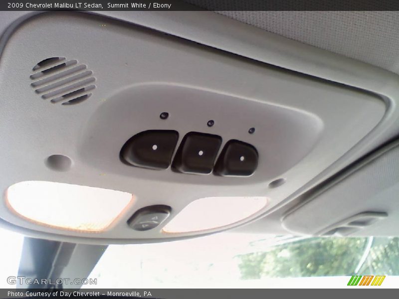 Summit White / Ebony 2009 Chevrolet Malibu LT Sedan