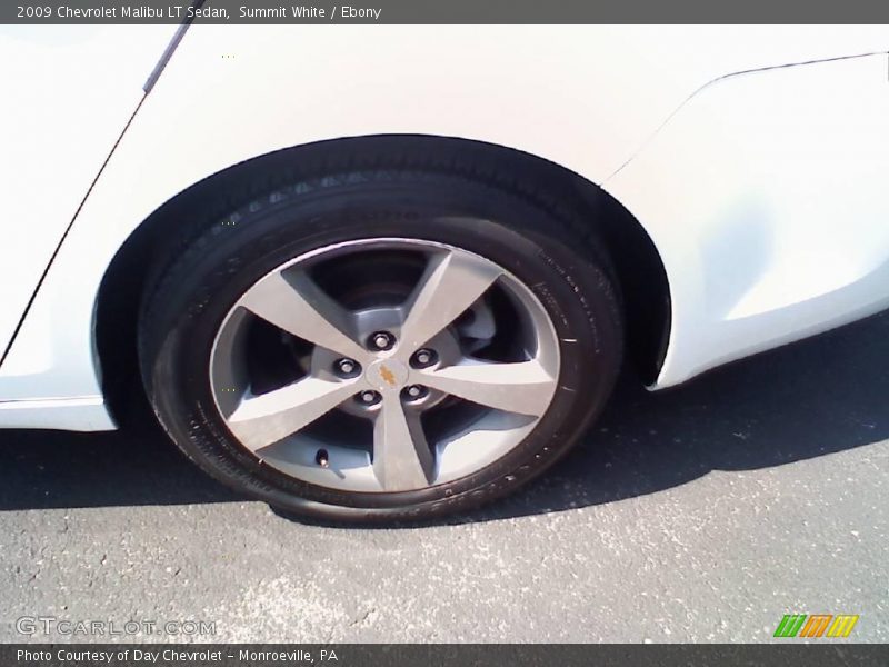 Summit White / Ebony 2009 Chevrolet Malibu LT Sedan